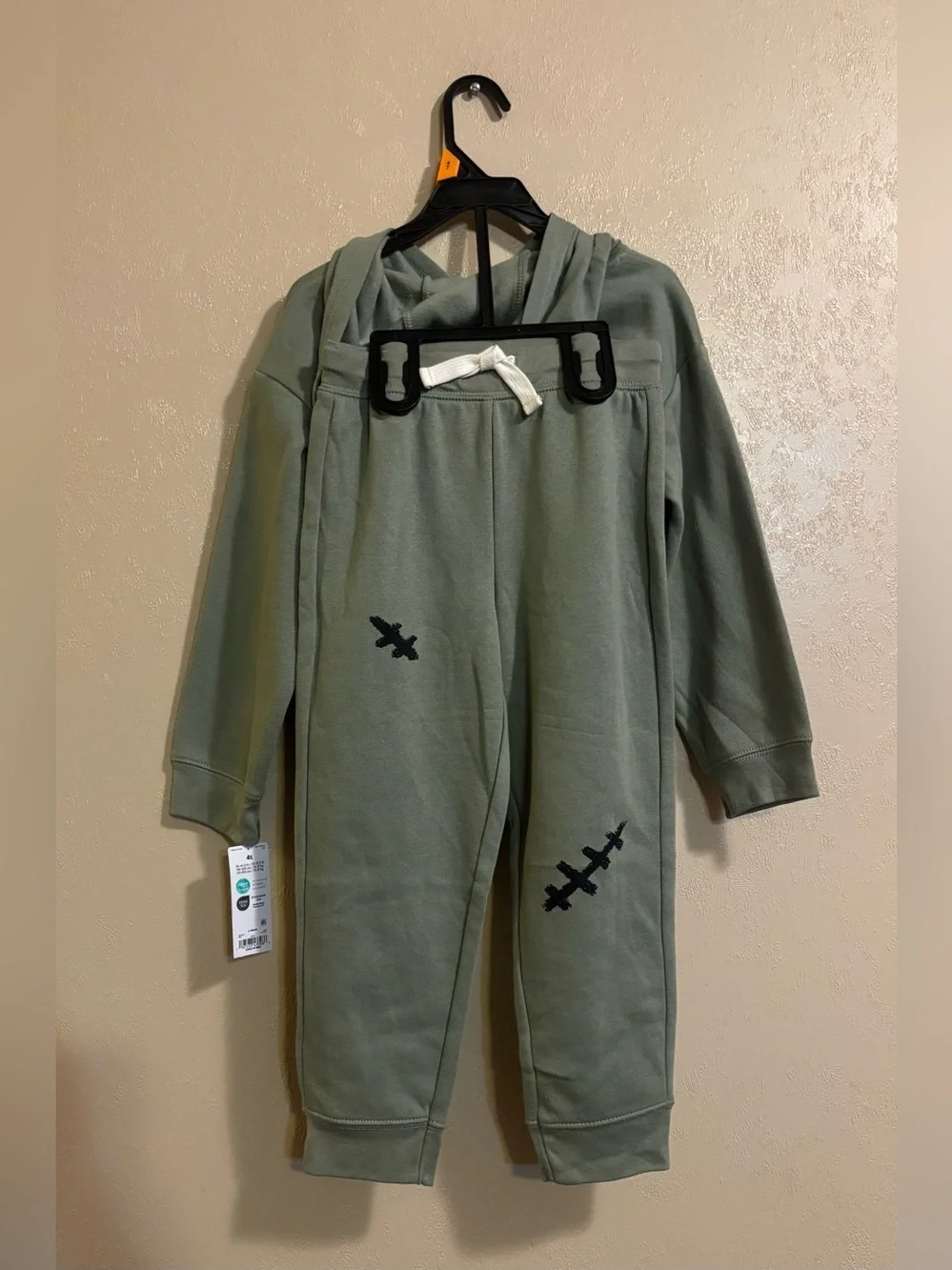 NWT Carters toddler boys Halloween Outfit Set sz 4T